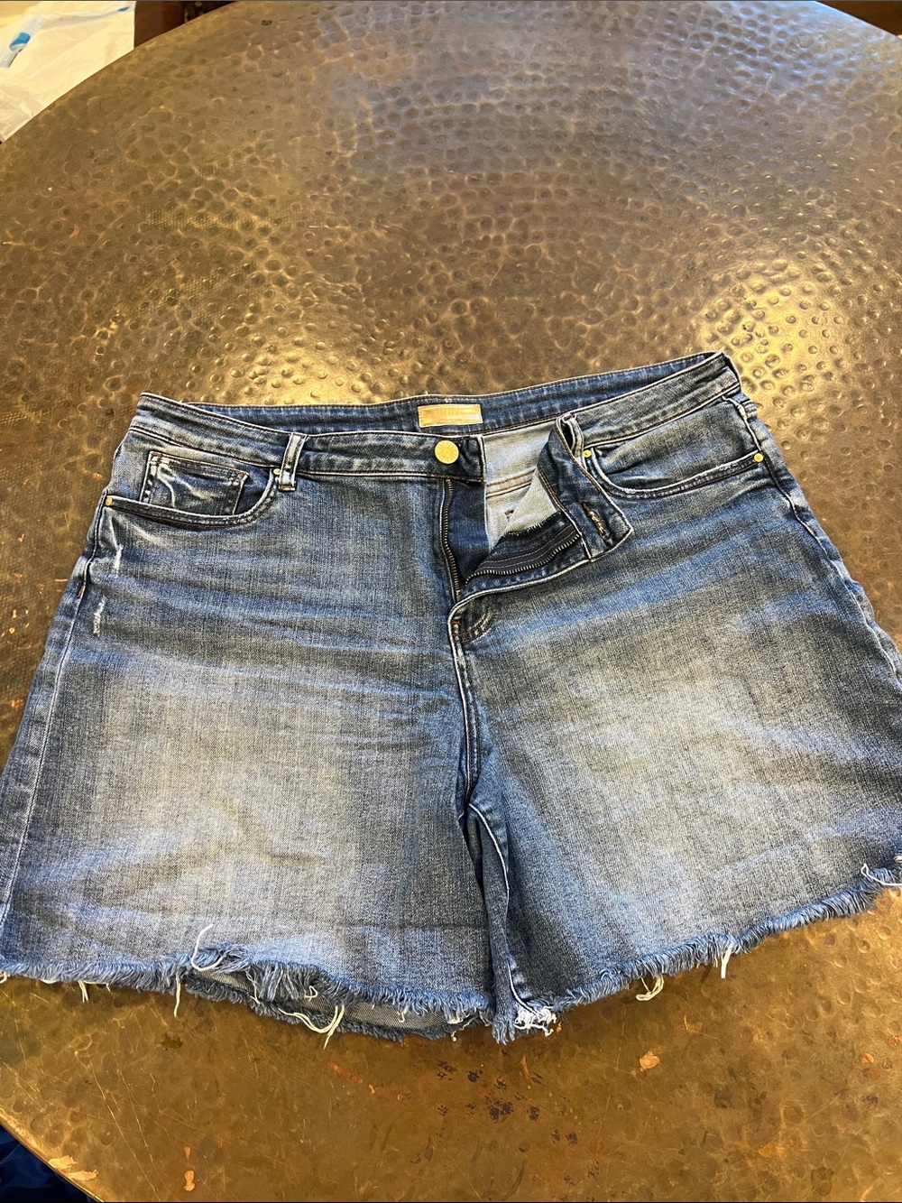 Kut from the Kloth Distressed Blue Denim Shorts